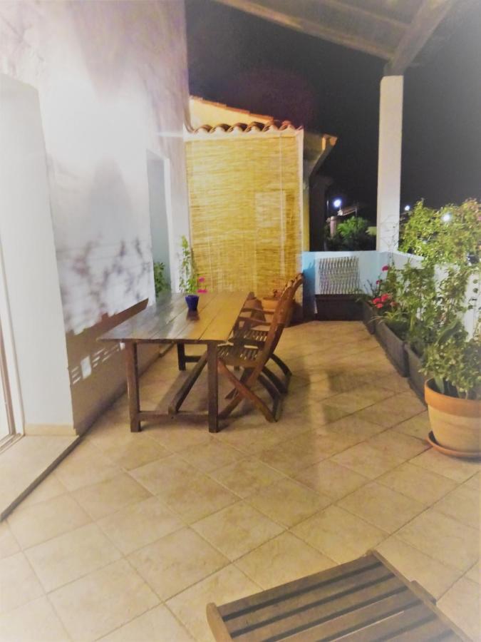 White - San Pantaleo Appartement Buitenkant foto