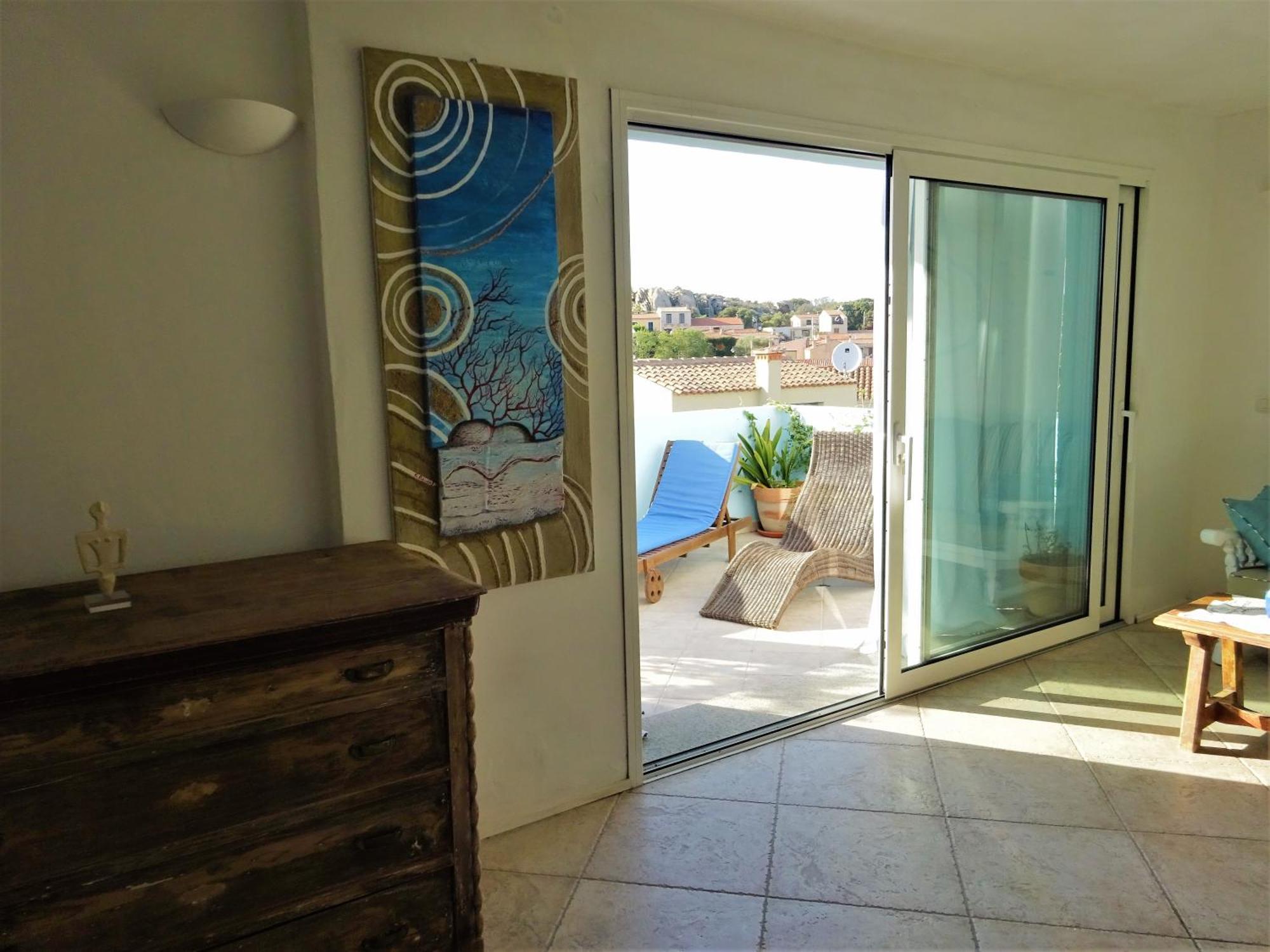 White - San Pantaleo Appartement Buitenkant foto